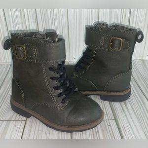 Carters Ankle Combat Boots Size 6 ❤️